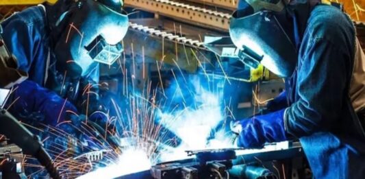 Indemnización por despido: qué norma se aplicará para contratos previos a la reforma laboral