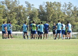 Atlético se prepara para el viernes con novedades