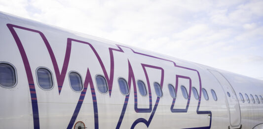 Atlas pisa el acelerador en el negocio ‘low cost’ y se alía con Wizz Air